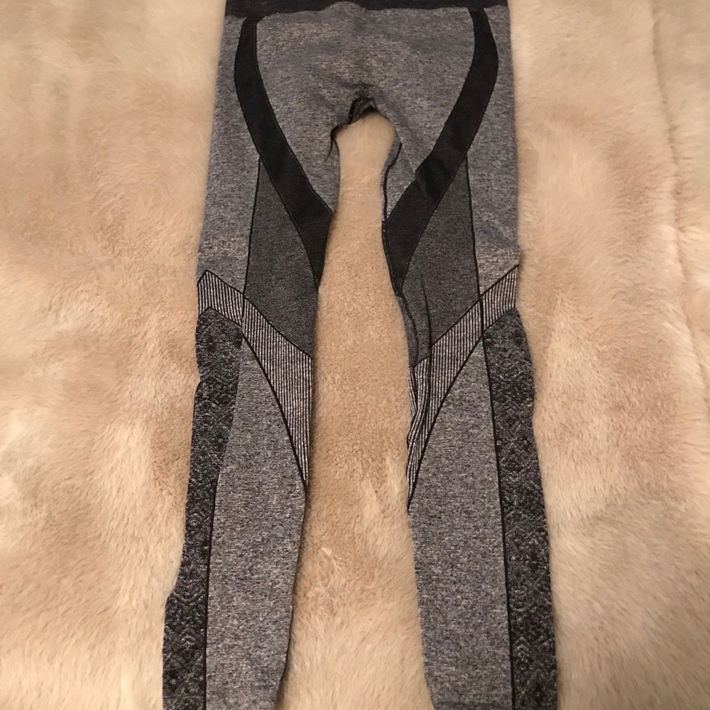 Workout pants - Picture 2 of 5